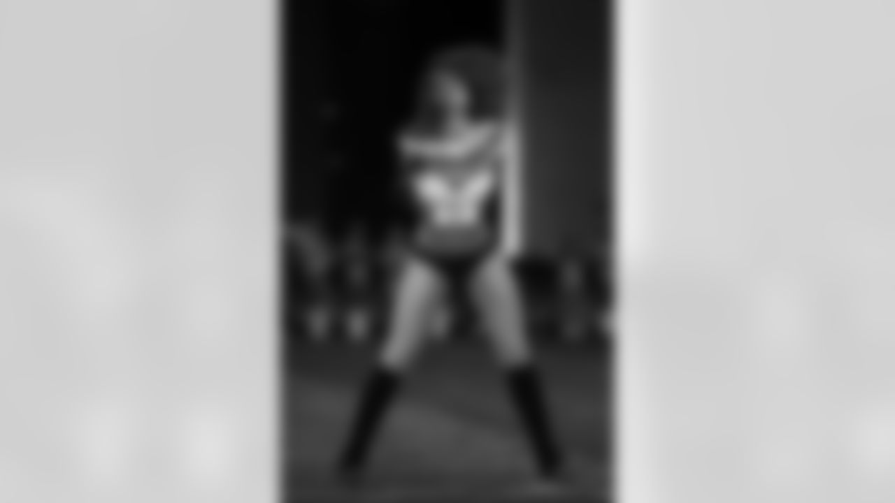 Alice F. // 2011 Atlanta Falcons Cheerleaders Preliminary Tryouts // 2011 // Atlanta -