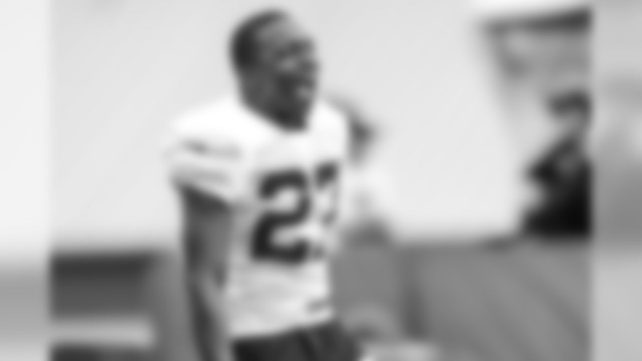 S Damontae Kazee