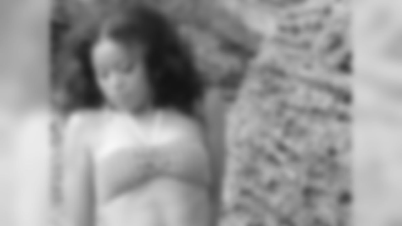 Candice H. // 2011 Atlanta Falcons Cheerleaders Swimsuit Calendar Photo Shoot // 2011 // Bermuda -