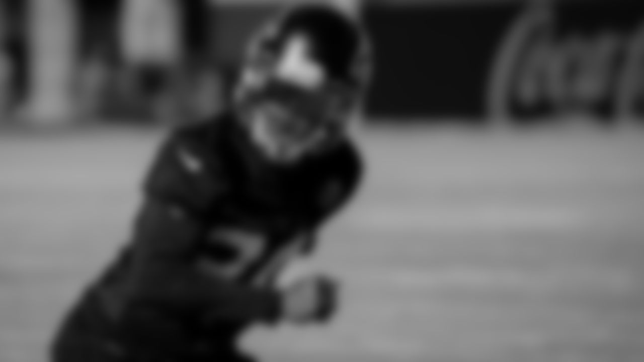 Atlanta Falcons defensive back Darqueze Dennard #34 in action during practice at IBM Performance Field.