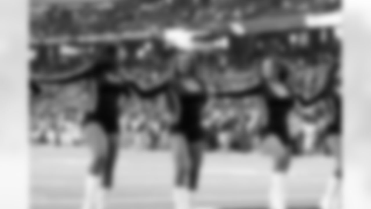 2009 Cheerleader Photos