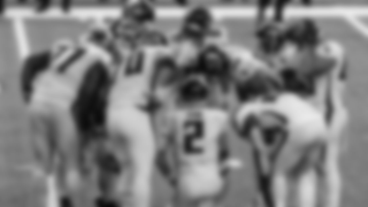Atlanta Falcons quarterback Matt Ryan #2 leads the huddle during the second half against the Minnesota Vikings on October 18, 2020. (Photo by Cato Cataldo/AtlantaFalcons)
