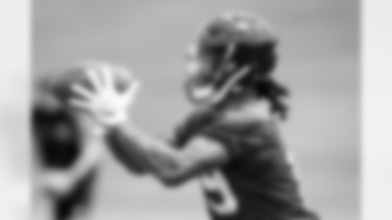 WR Kahlil Lewis