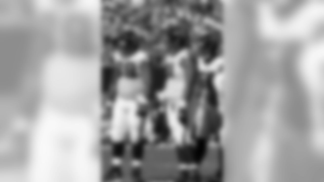 Falcons at Browns // 10/10/10 - Cleveland Browns Stadium