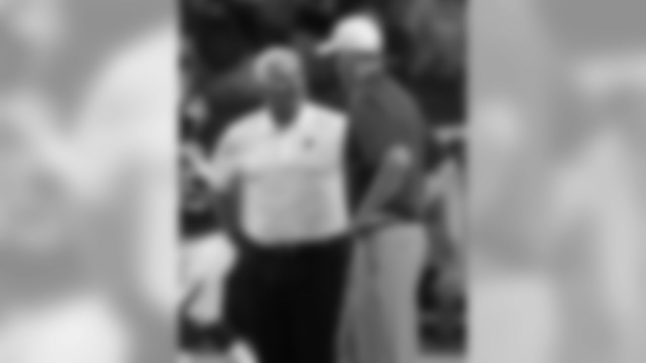 Head Coach Mike Smith