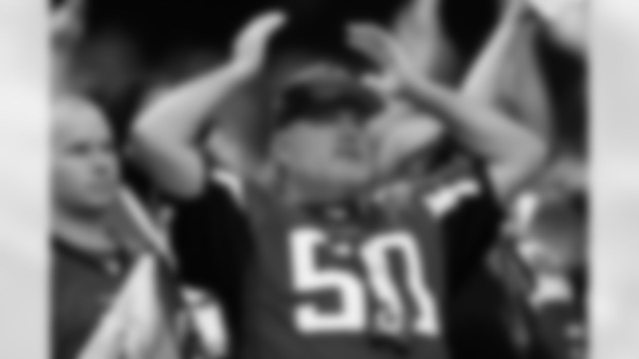 A moment of concern for this Falcons fan