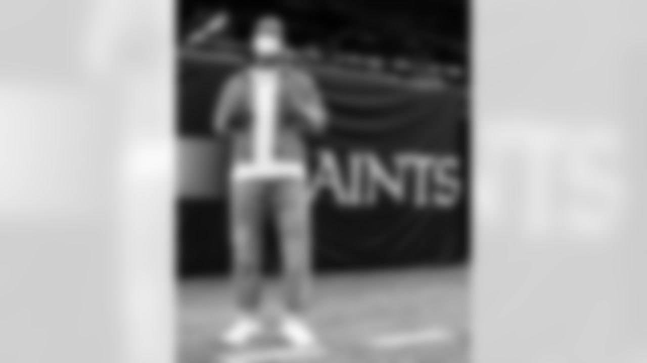 Atlanta Falcons running back Todd Gurley II #21 arrives to face the New Orleans Saints on November 21, 2020.