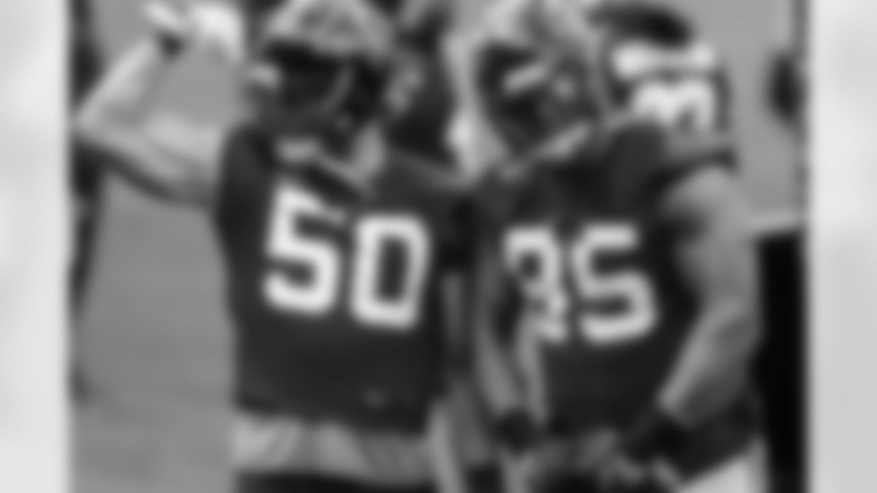 DE Brooks Reed, DL Jack Crawford
Atlanta Falcons/ Kara Durrette