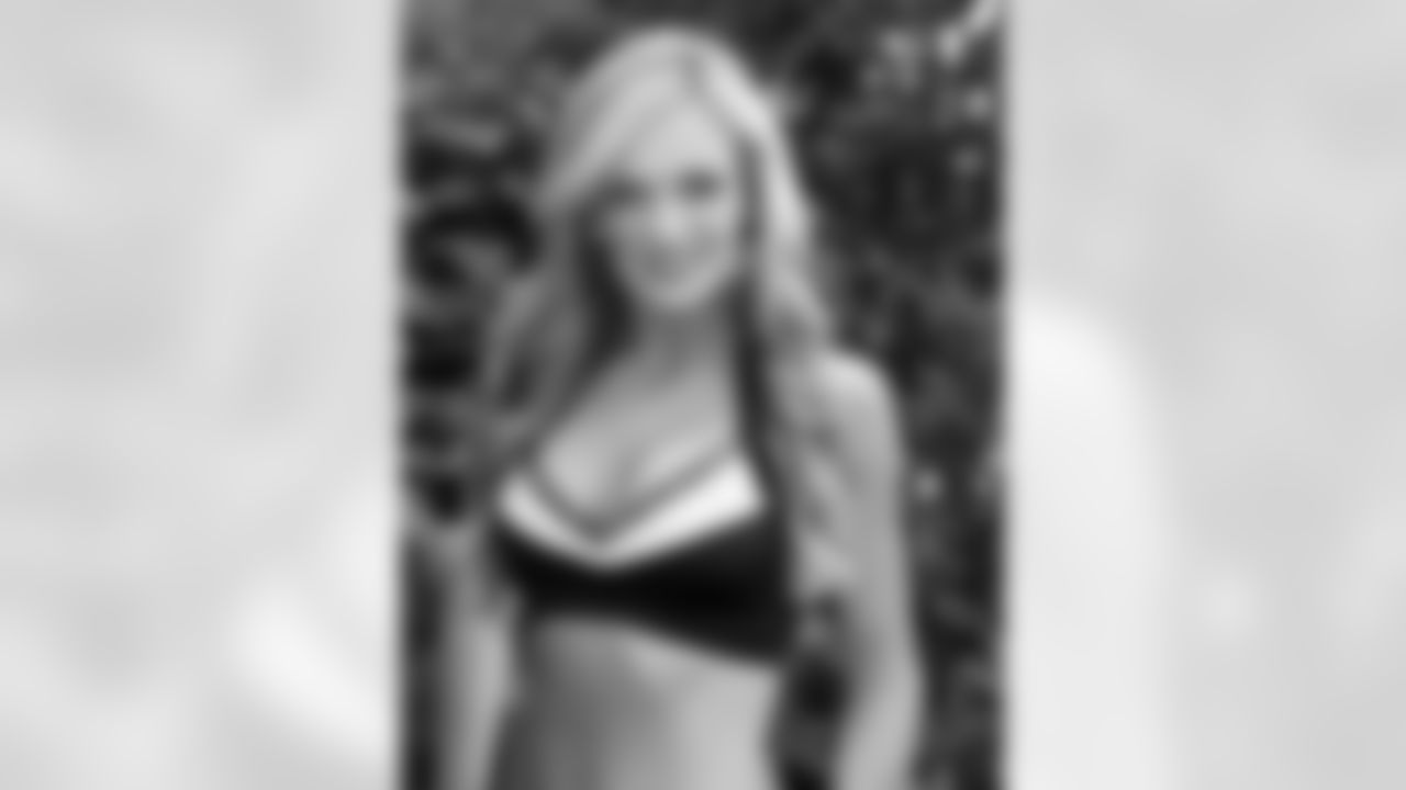 Brandy K. // 2011 Atlanta Falcons Cheerleaders Studio Shots // 2011 // Atlanta -