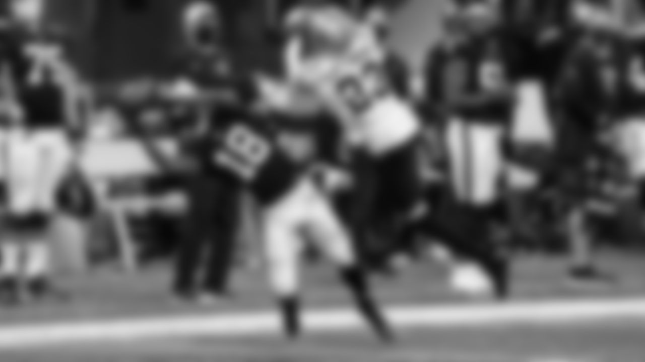 Atlanta Falcons wide receiver Calvin Ridley #18 in action during the second quarter against the New Orleans Saints on December 6, 2020.