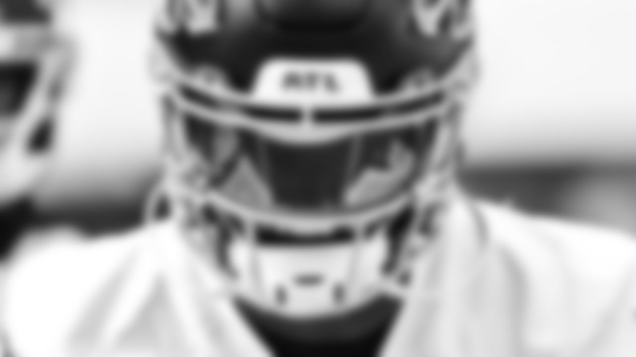 Atlanta Falcons wide receiver Bryan Edwards #89 runs drills during practice at the University of Washington in Seattle, WA, on Thursday, September 22, 2022. (Photo by Brandon Magnus/Atlanta Falcons)