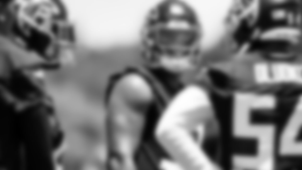 Atlanta Falcons outside linebacker Brandon Copeland #51 looks on during organized team activities in Phase III of the Atlanta Falcons offseason program on June 4, 2021.