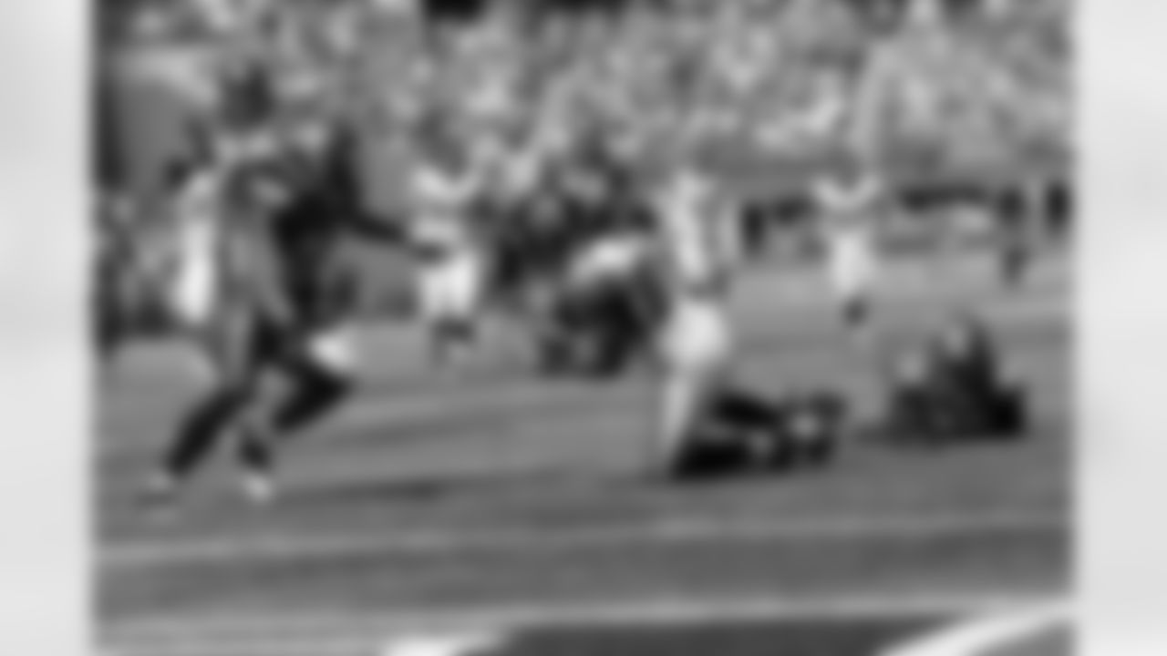 The Falcons and Seahawks meet at Seattle's CenturyLink Field during the fourth week of the regular season // Falcons at Seahawks - 2011 // Oct. 2, 2011 // Seattle -