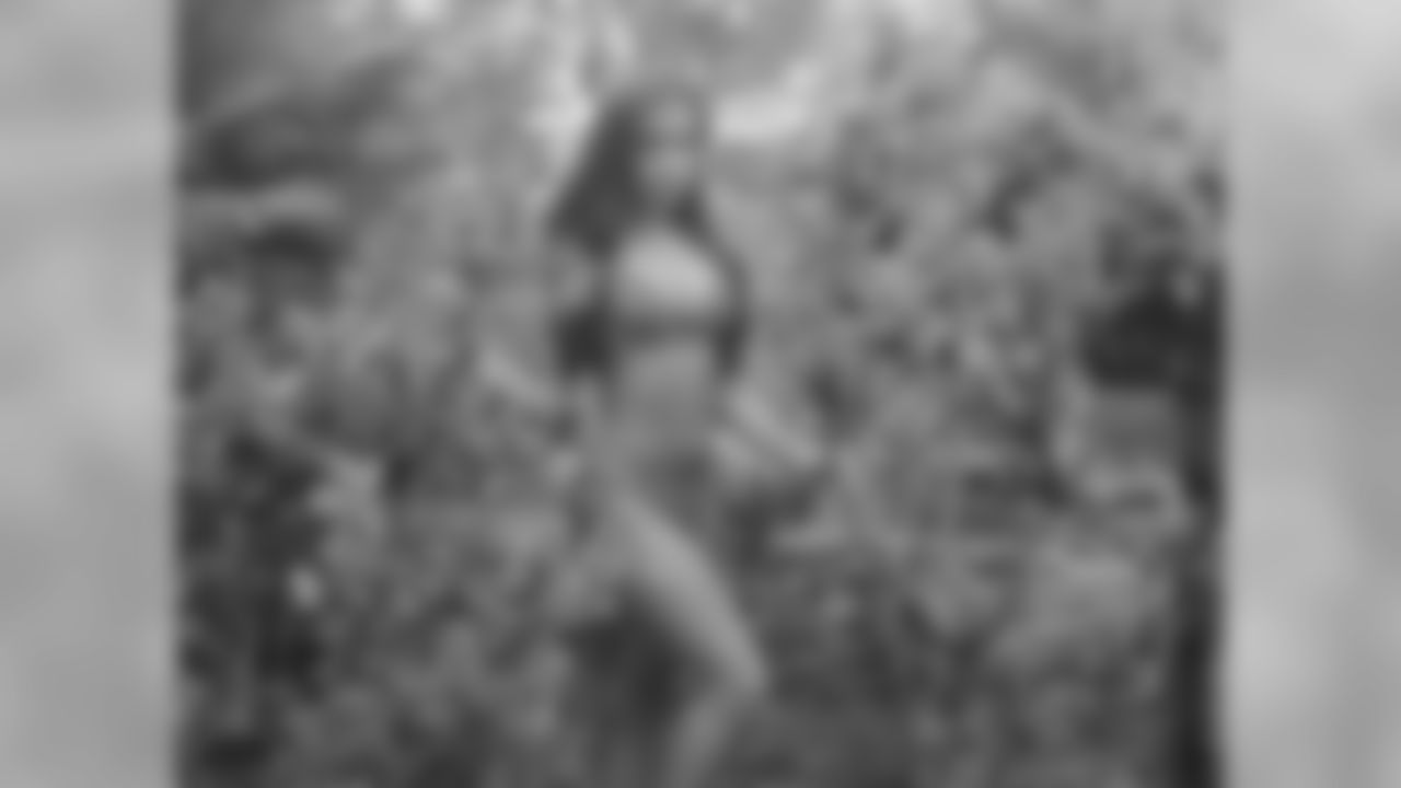 Melissa Z. // Atlanta Falcons Cheerleaders Swimsuit Calendar Photo Shoot - Day 3 // 5/28/11 // Bermuda -