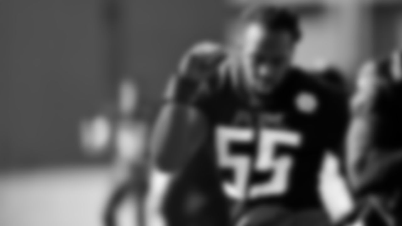 Atlanta Falcons offensive linebacker Steven Means #55 during team practice at Atlanta Falcons Headquarters in Flowery Branch, Georgia, on Wednesday, December 1, 2021. (Photo by Shanna Lockwood/Atlanta Falcons)