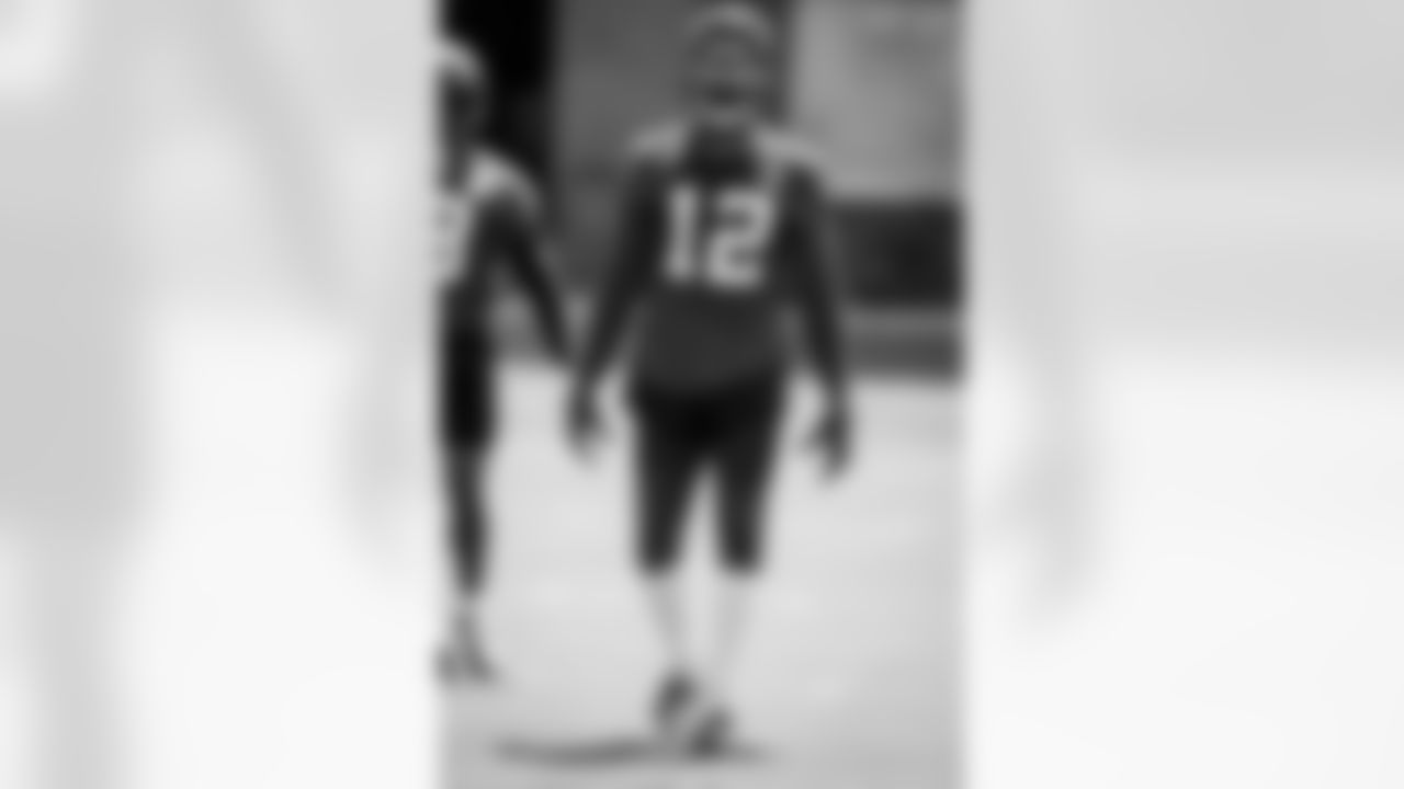 WR Mohamed Sanu