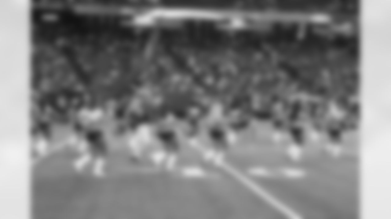 Falcons Cheerleaders 2010