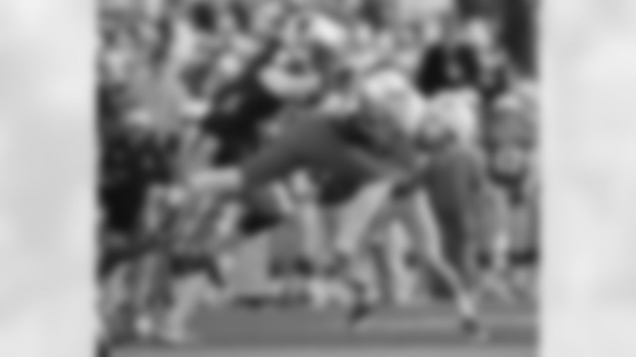 Wyoming CB Marqueston Huff (#2) (6-0, 195)