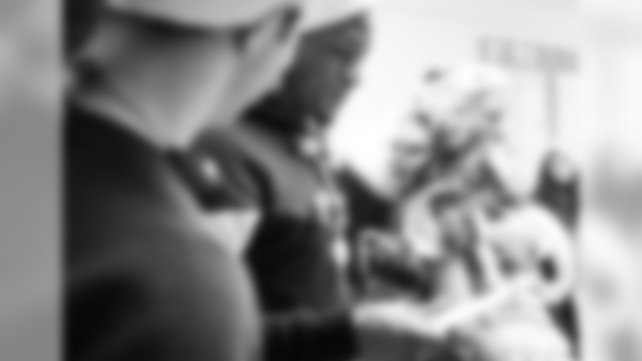 CHOACaroling_KD_12172018_0253