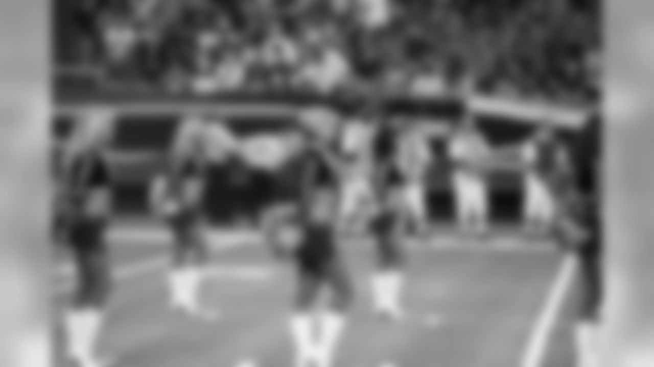 2009 Cheerleader Photos