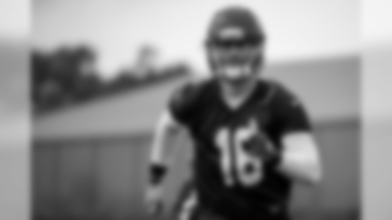 Atlanta Falcons quarterback Danny Etling #16 runs during practice. (Photo by Kara Durrette/Atlanta Falcons)