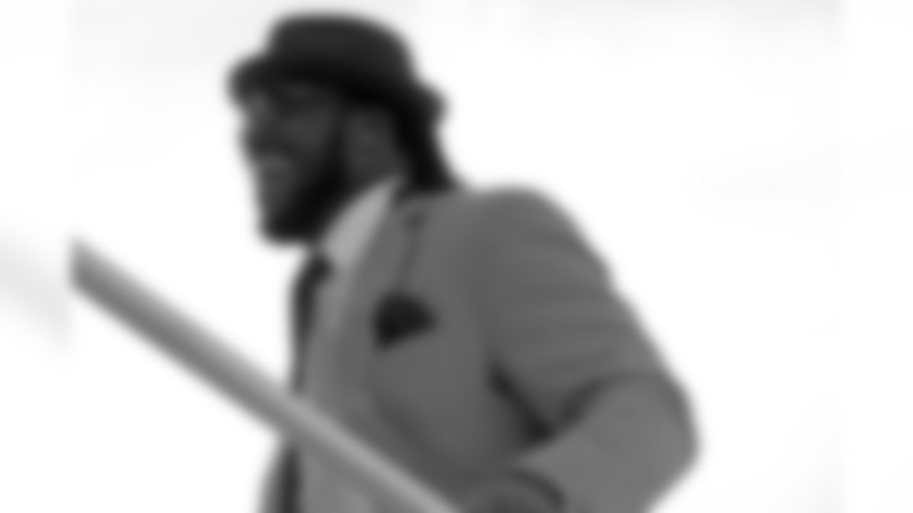 DT Jonathan Babineaux