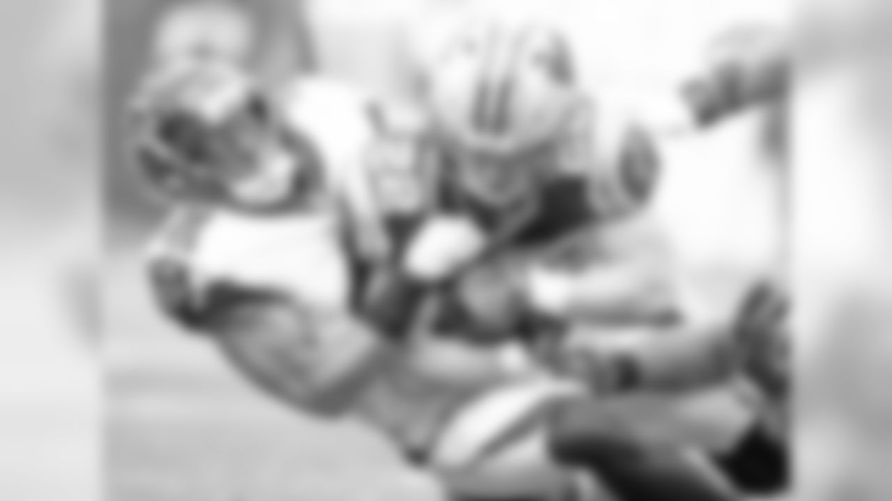 Sharrod Neasman