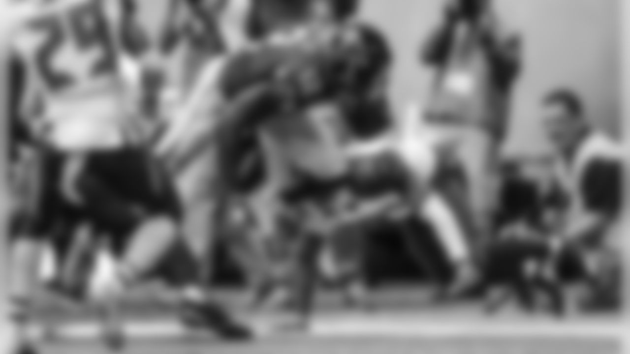WR Mohamed Sanu