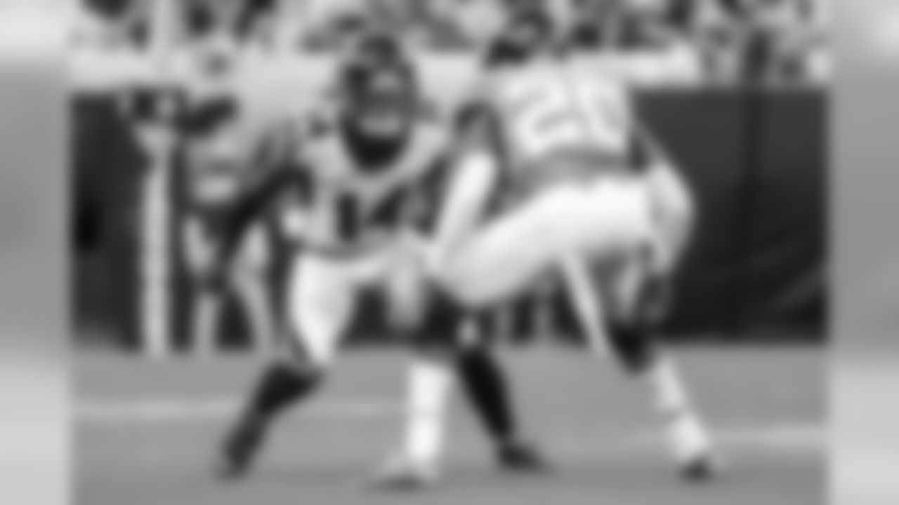 WR Justin Hardy