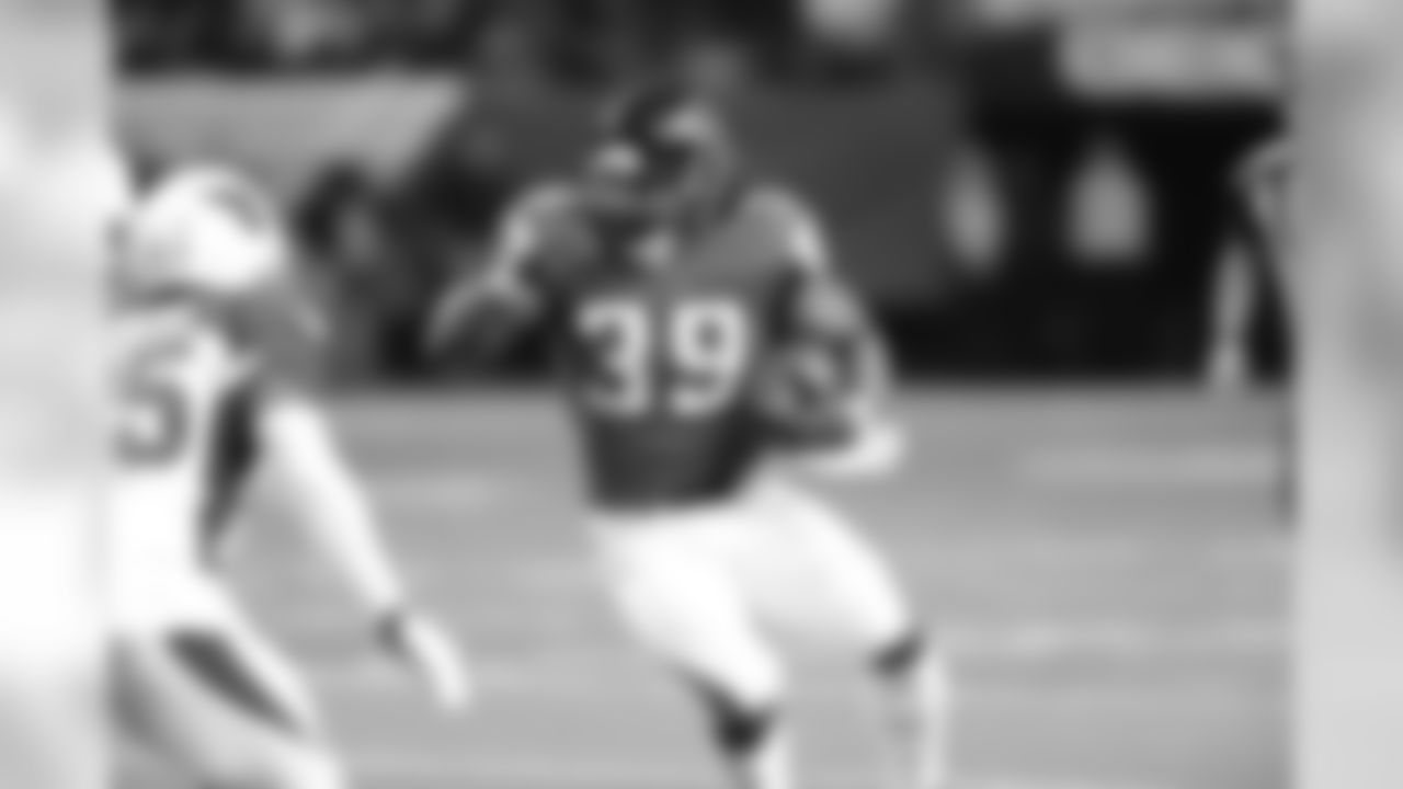 RB Steven Jackson