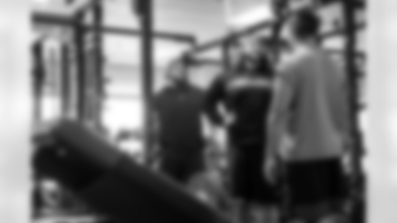 T Jake Matthews, T Ty Sambrailo, C Alex Mack
