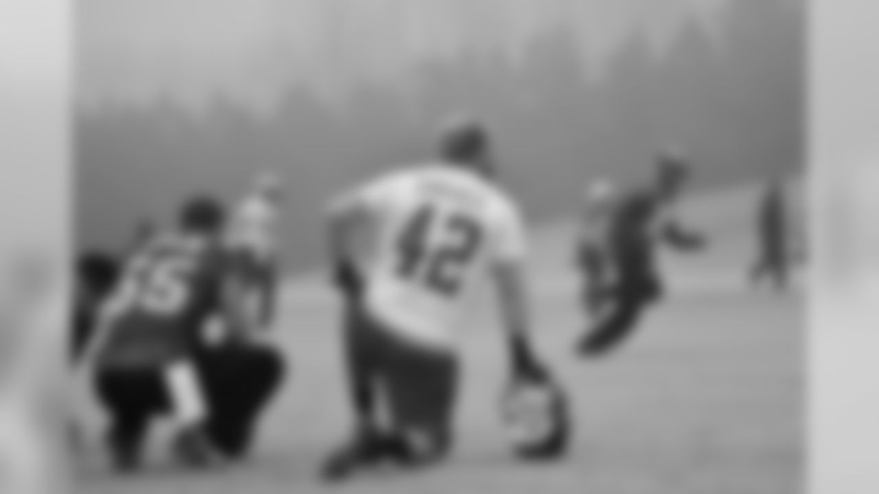 LB Paul Worrilow and FB Patrick DiMarco