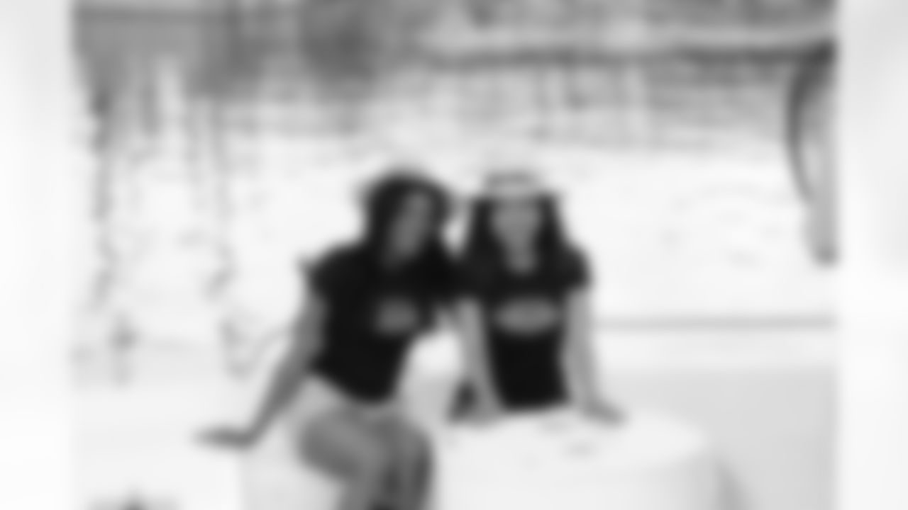 Atlanta Falcons Cheerleaders Micki and Jasmine