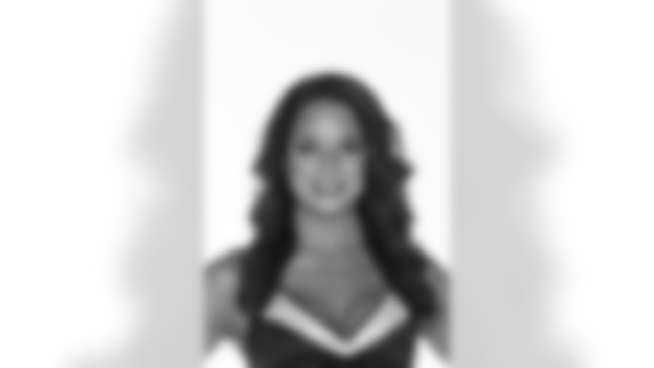 Falcons Cheerleaders 2010