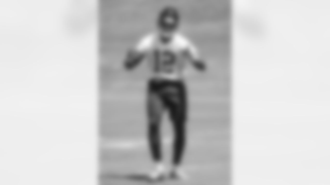WR Mohamed Sanu