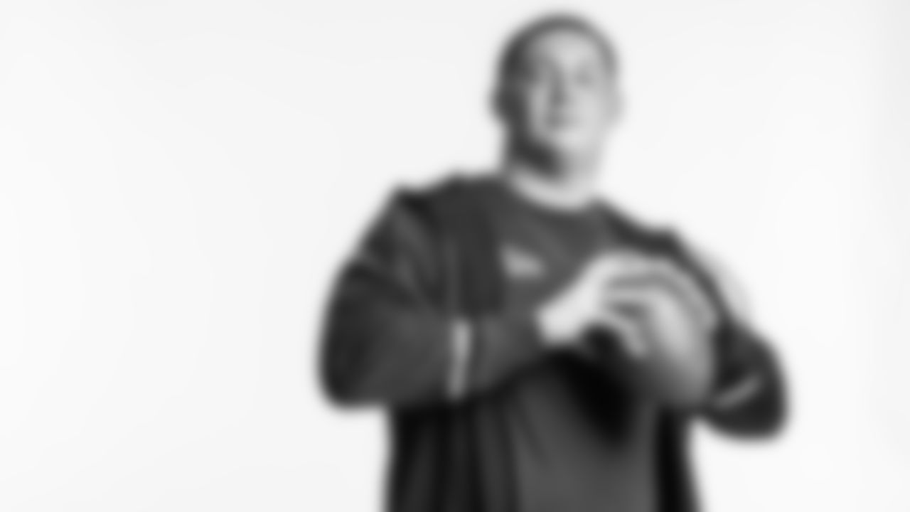 Michigan offensive lineman Jalen Mayfield poses for a portrait Saturday March 13, 2021 in Pensacola, FL. (Todd Rosenberg via AP)
