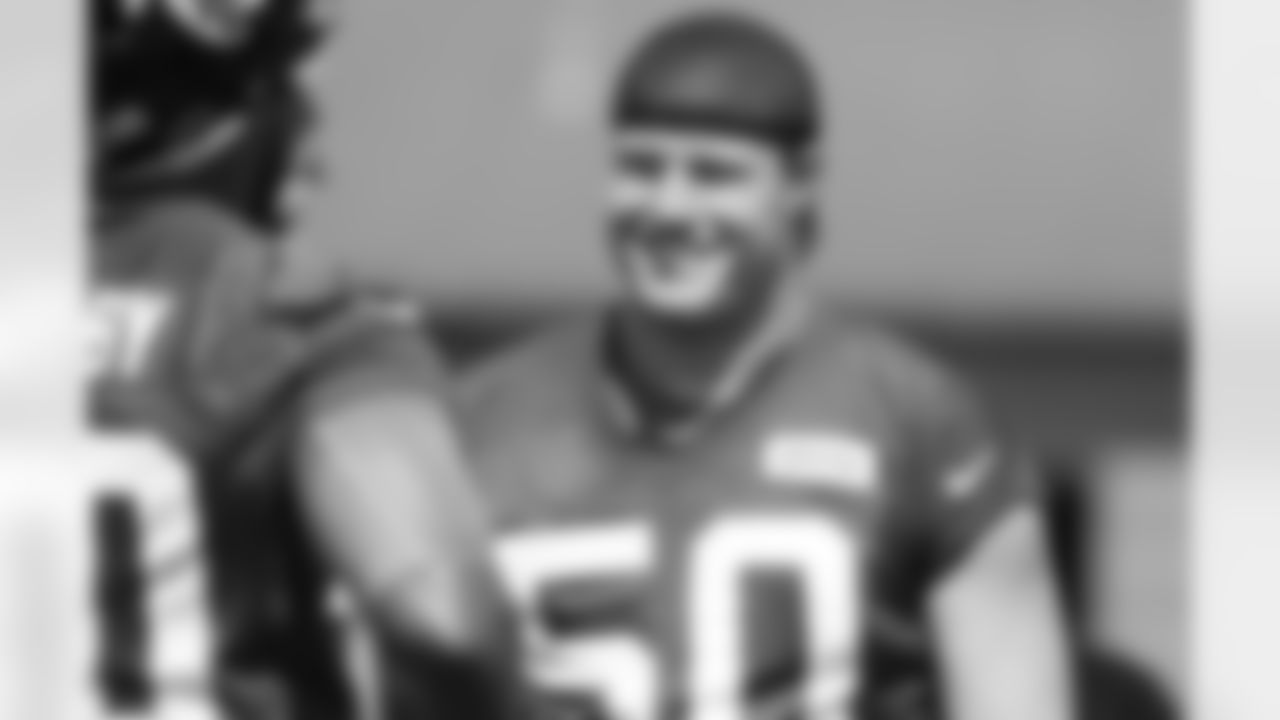 OLB Brooks Reed