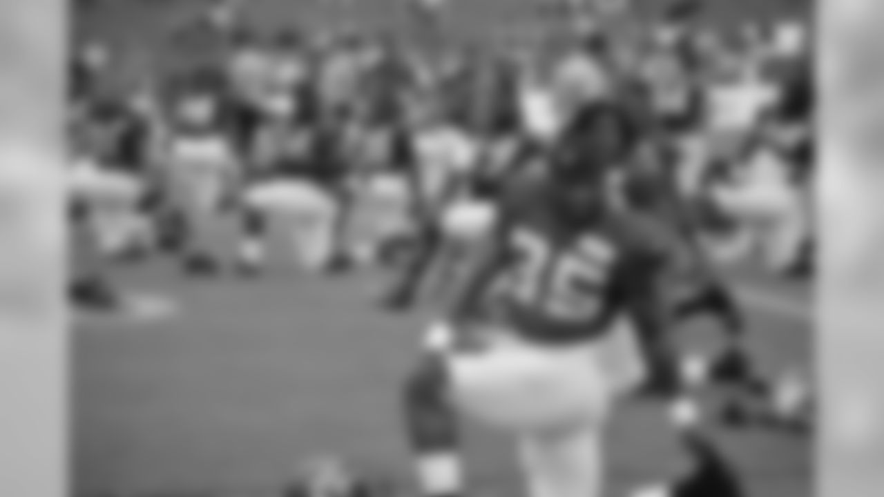RB Antone Smith