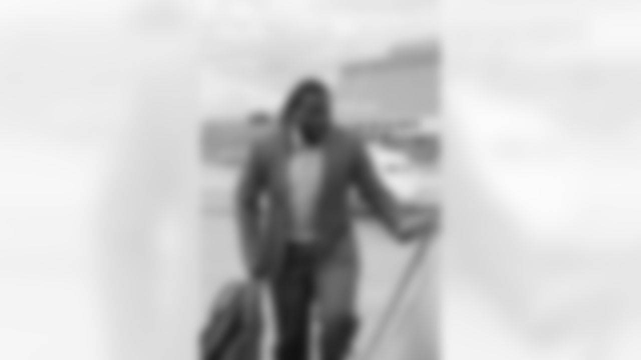 DE Tyson Jackson