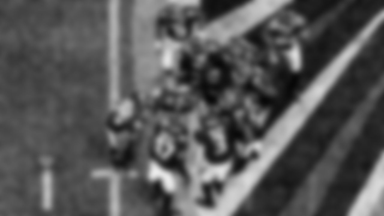 Defensive huddle during the second half of a game against the New Orleans Saints at Mercedes-Benz Stadium in Atlanta, Georgia on Sunday, September 11, 2022. (Photo by Mitchell Martin/Atlanta Falcons)