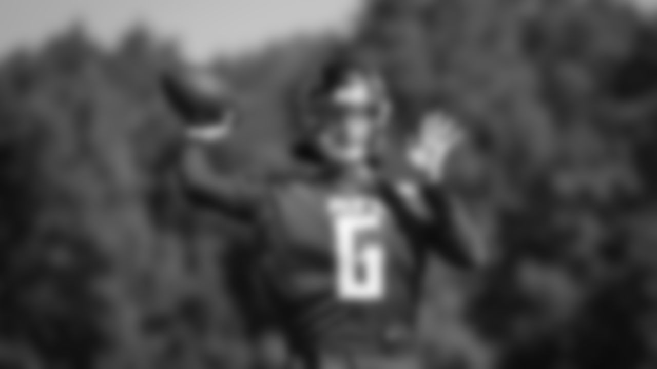 Atlanta Falcons quarterback Kurt Benkert #6