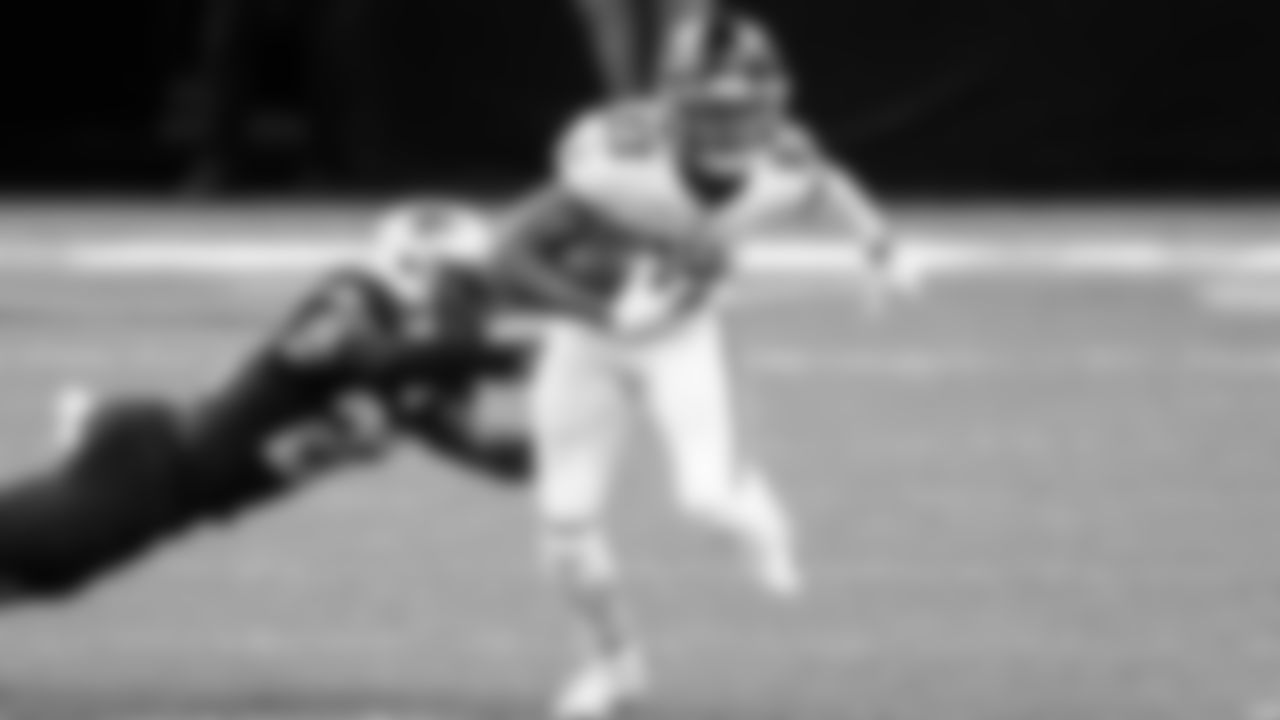 Atlanta Falcons wide receiver Russell Gage #83 makes a catch during the first half against the New Orleans Saints on November 22, 2020.