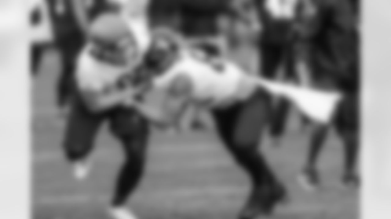 TE Jaeden Graham,TE Eric Saubert
Atlanta Falcons/ Kara Durrette