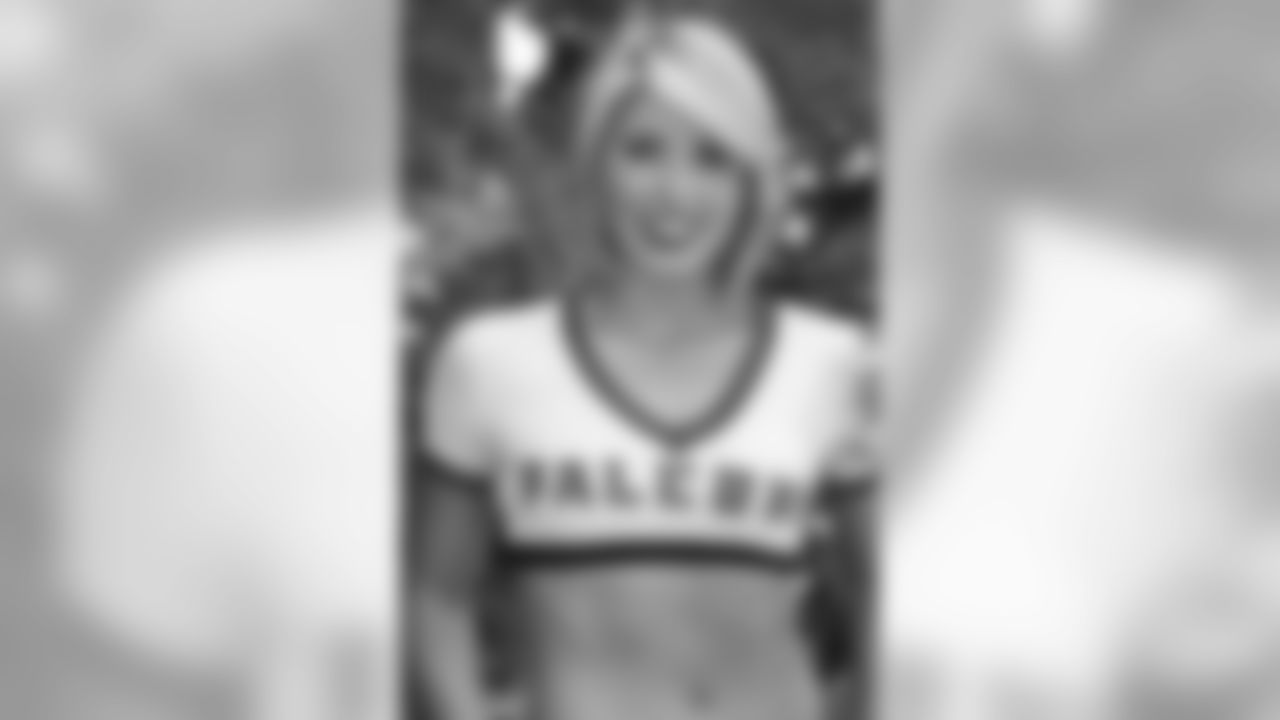 Reneau K. // 2011 Atlanta Falcons Cheerleaders Studio Shots // 2011 // Atlanta -