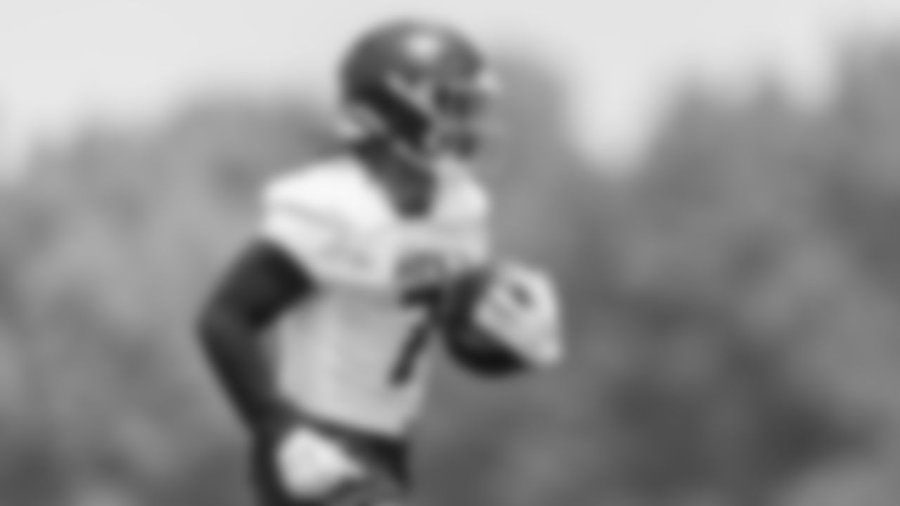Atlanta Falcons running back Bijan Robinson #7 during OTA practice at Atlanta Falcons Headquarters in Flowery Branch, Georgia, on Tuesday, June 6, 2023. (Photo by Jay Bendlin/Atlanta Falcons)