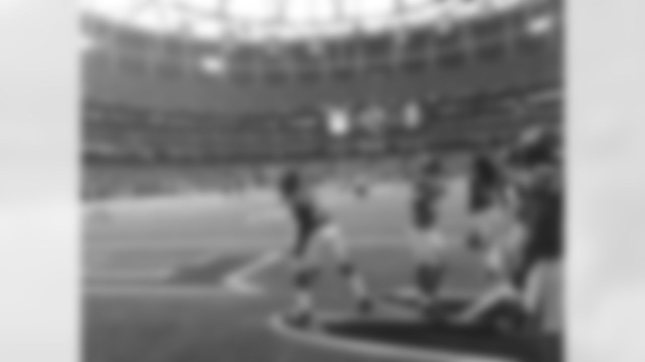 Falcons warm up pre-game