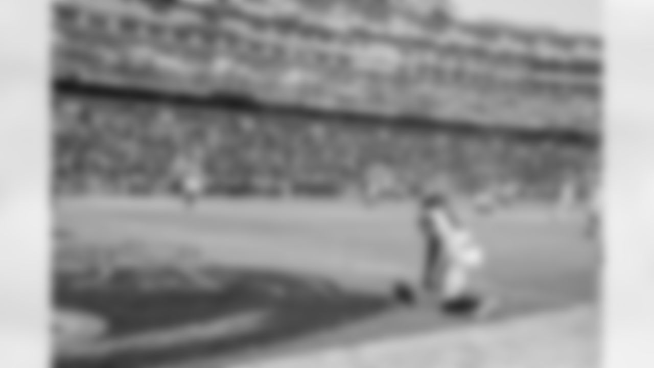 WR Julio Jones keeps going for his first touchdown of the 2018 season.