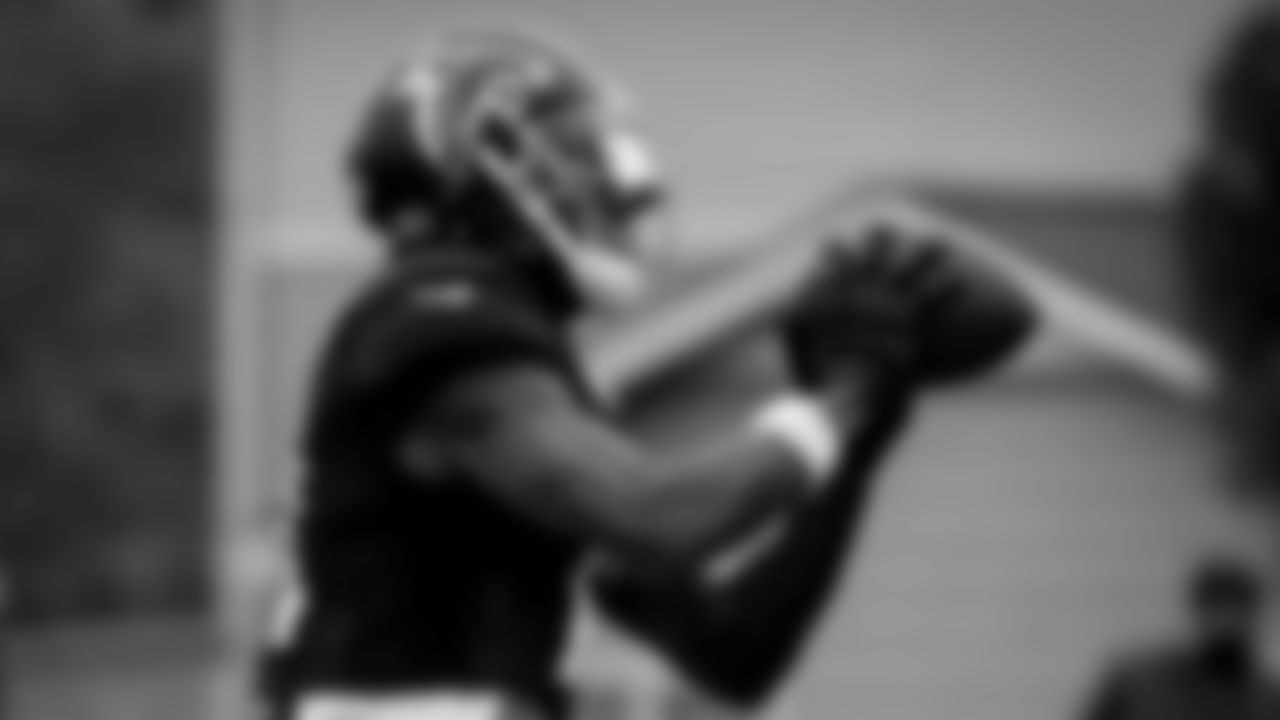 Atlanta Falcons wide receiver Julio Jones #11 in action during practice at IBM Performance Field. (Photo by Kara Durrette/Atlanta Falcons)