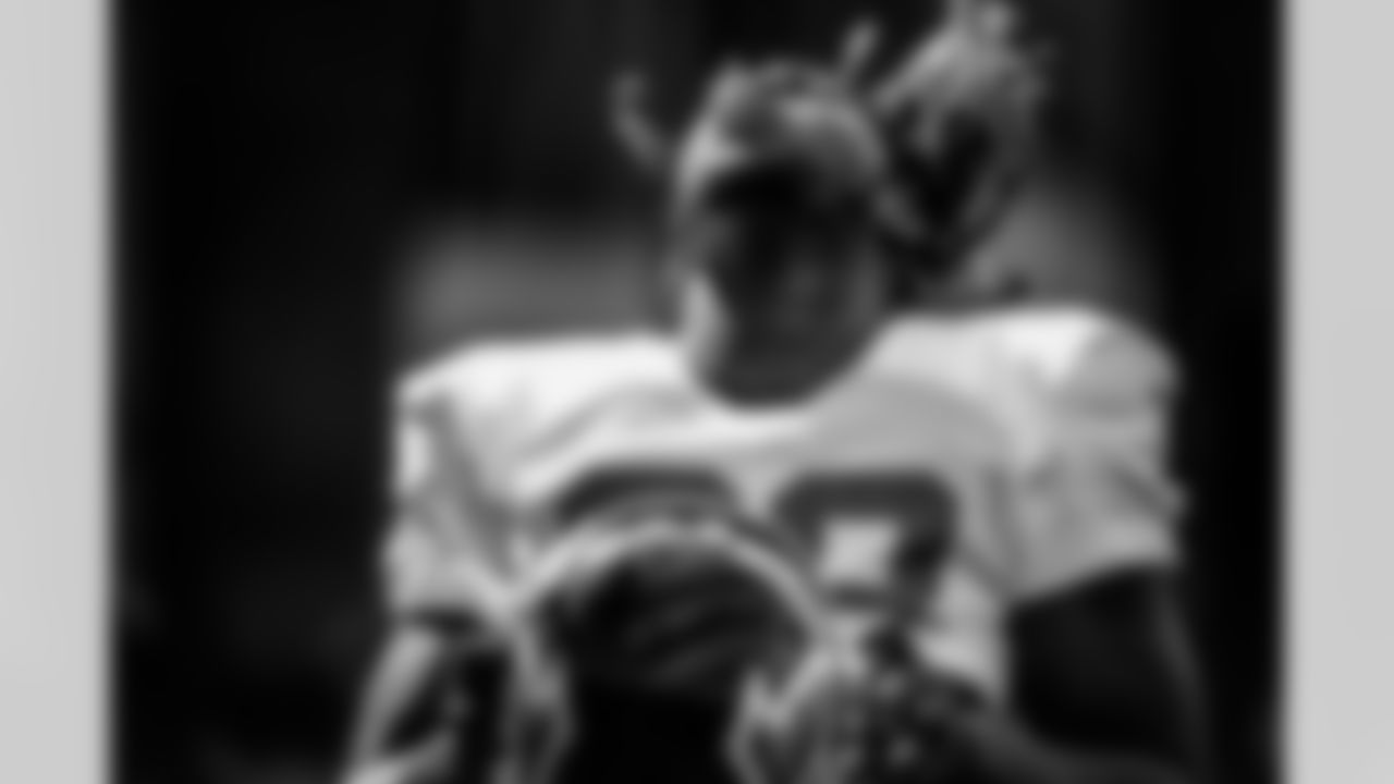 DE Takkarist McKinley
Atlanta Falcons / Kara Durette