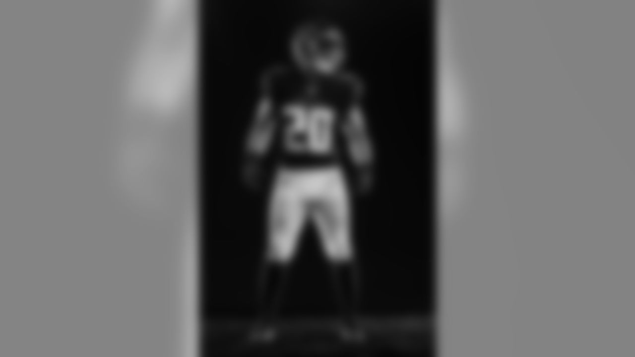 2020_AtlantaFalcons_Home-white-pants_5141